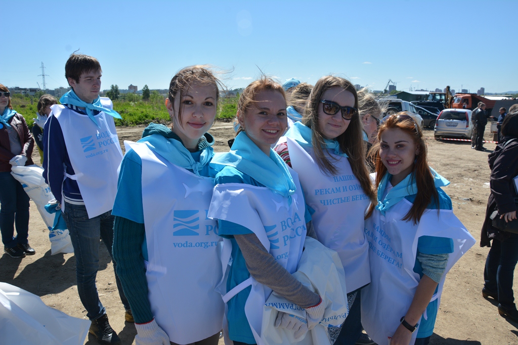Школьники выйдут на уборки берегов в сентябре – стартовал заключительный этап акции «Вода России»