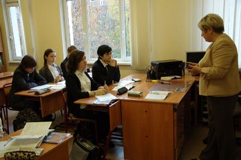 В Совете Федерации предлагают поощрять учителей в зависимости от качества знаний, которые они дают детям