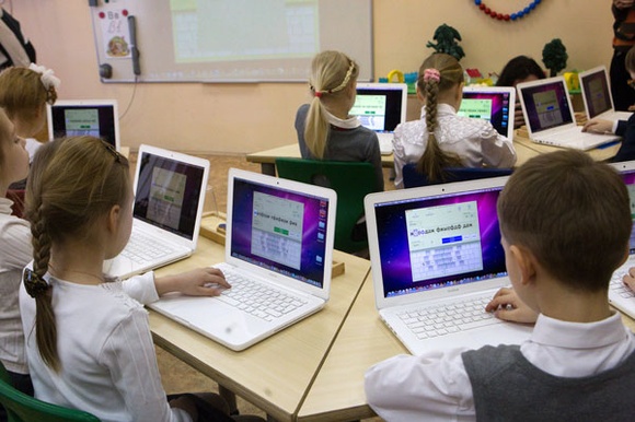 Глава Минобрнауки рассказала о внедрении цифровых технологий в школах